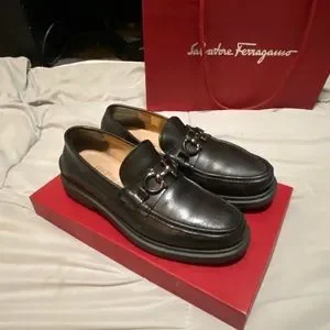 Salvatore Ferragamo | Shoes | They Are Pretty New Ive Only 